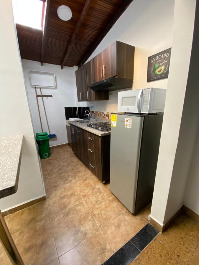 Apartamentos Excelente Ubicacion Medellín Zewnętrze zdjęcie