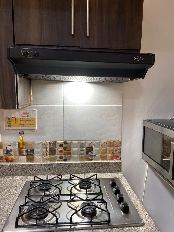 Apartamentos Excelente Ubicacion Medellín Zewnętrze zdjęcie