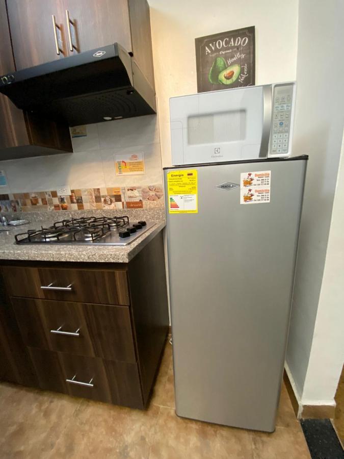 Apartamentos Excelente Ubicacion Medellín Zewnętrze zdjęcie