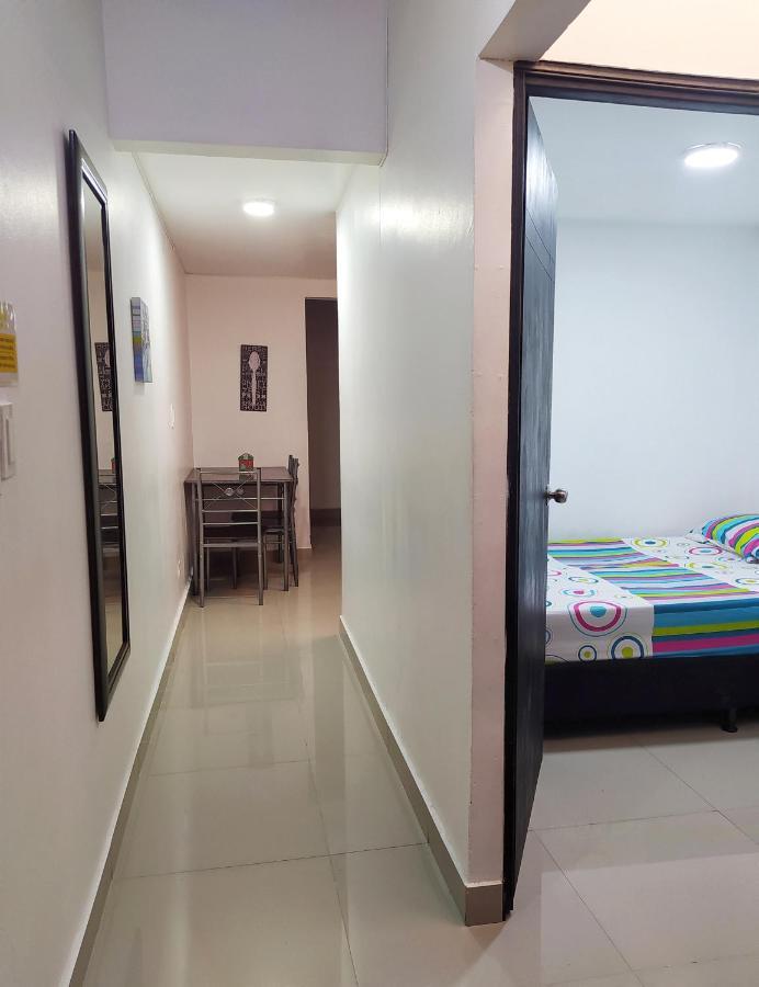 Apartamentos Excelente Ubicacion Medellín Zewnętrze zdjęcie
